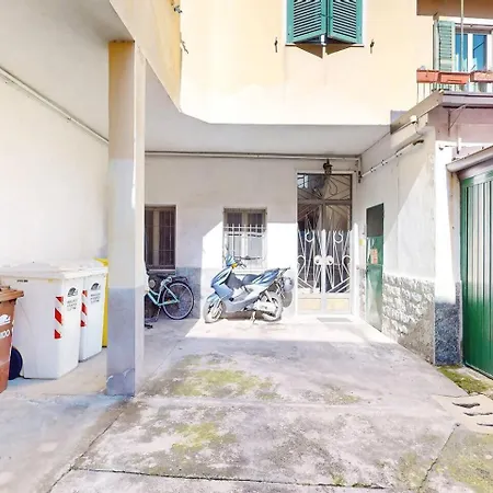 Madia Sa Di Volta, Vive Nel Centro Oggi *