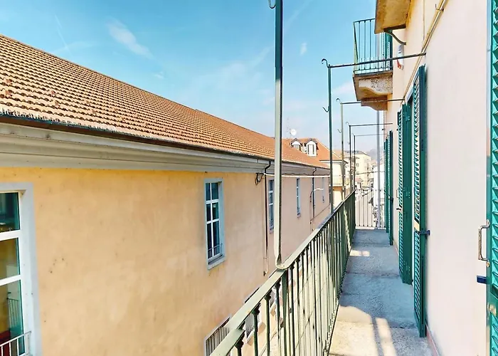 Madia Il Lusso Della Semplicita